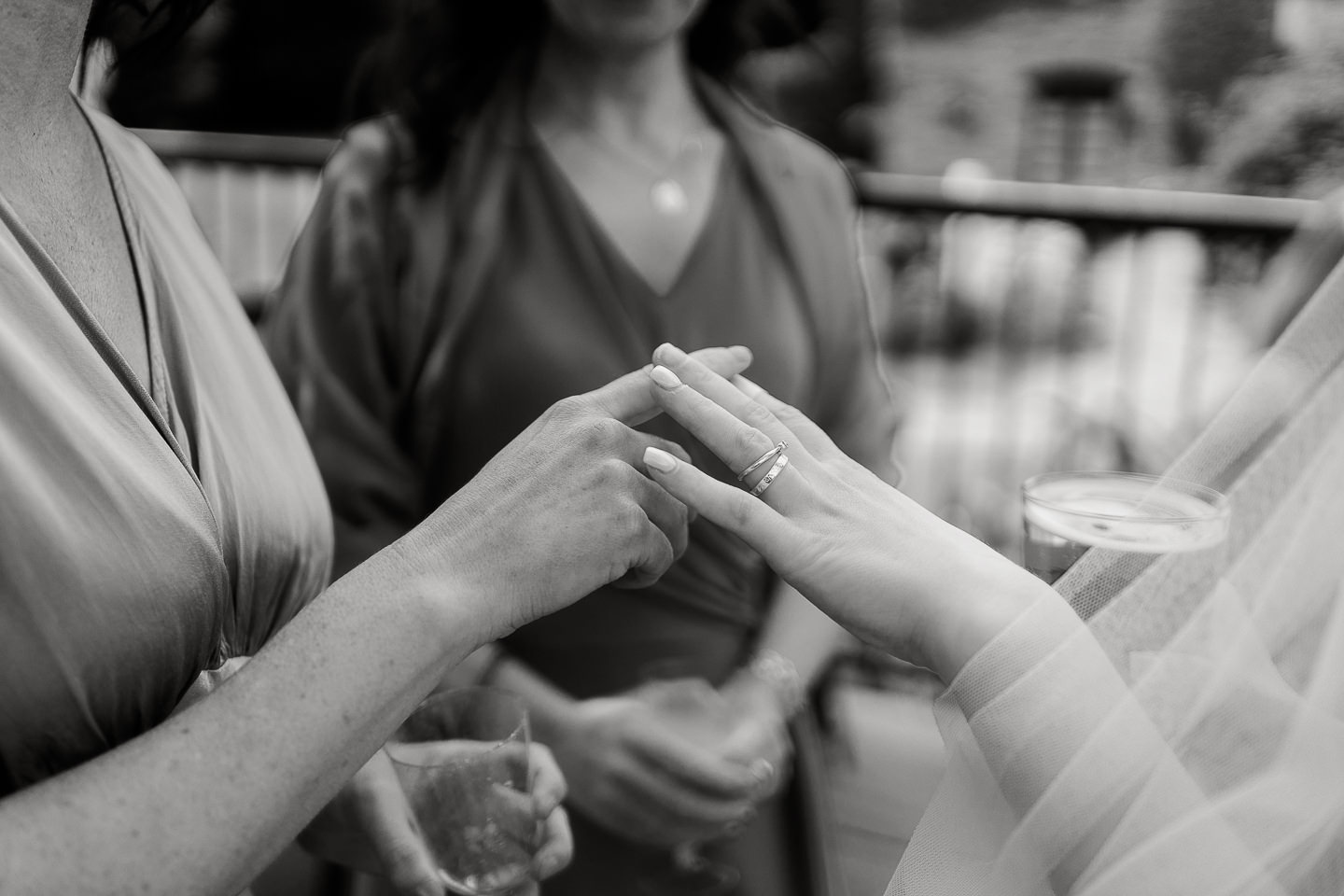BECKY CHARLIE USK CASTLE WEDDING PHOTOGRAPHY 020 BECKY CHARLIE USK CASTLE WEDDING PHOTOGRAPHY 020
